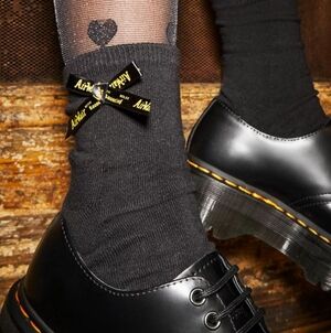 Dr. Martens Bow Ankle Socks M/L
